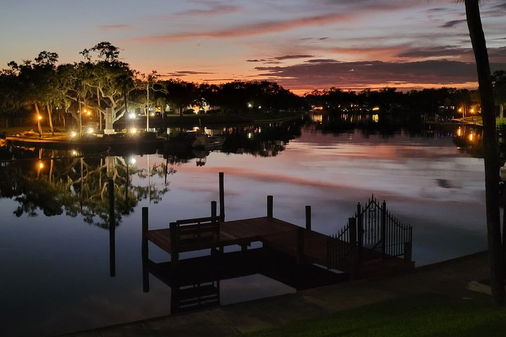 Tarpon Springs Ghost Tour: Haunted History & True Crime - Photo 1 of 12